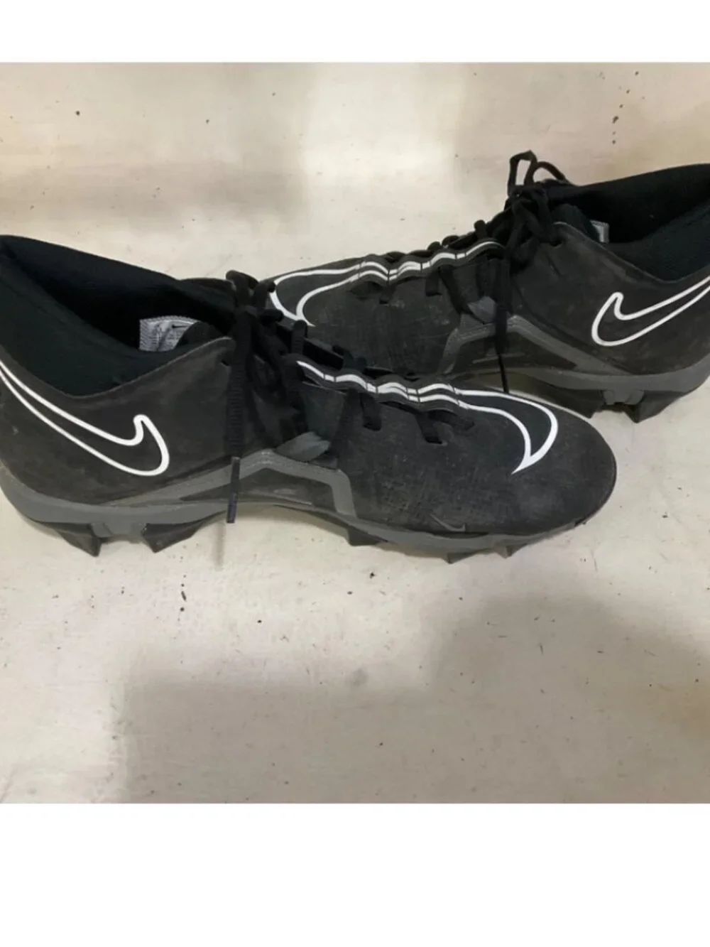 Men's Nike Football cleats. Size 10.5